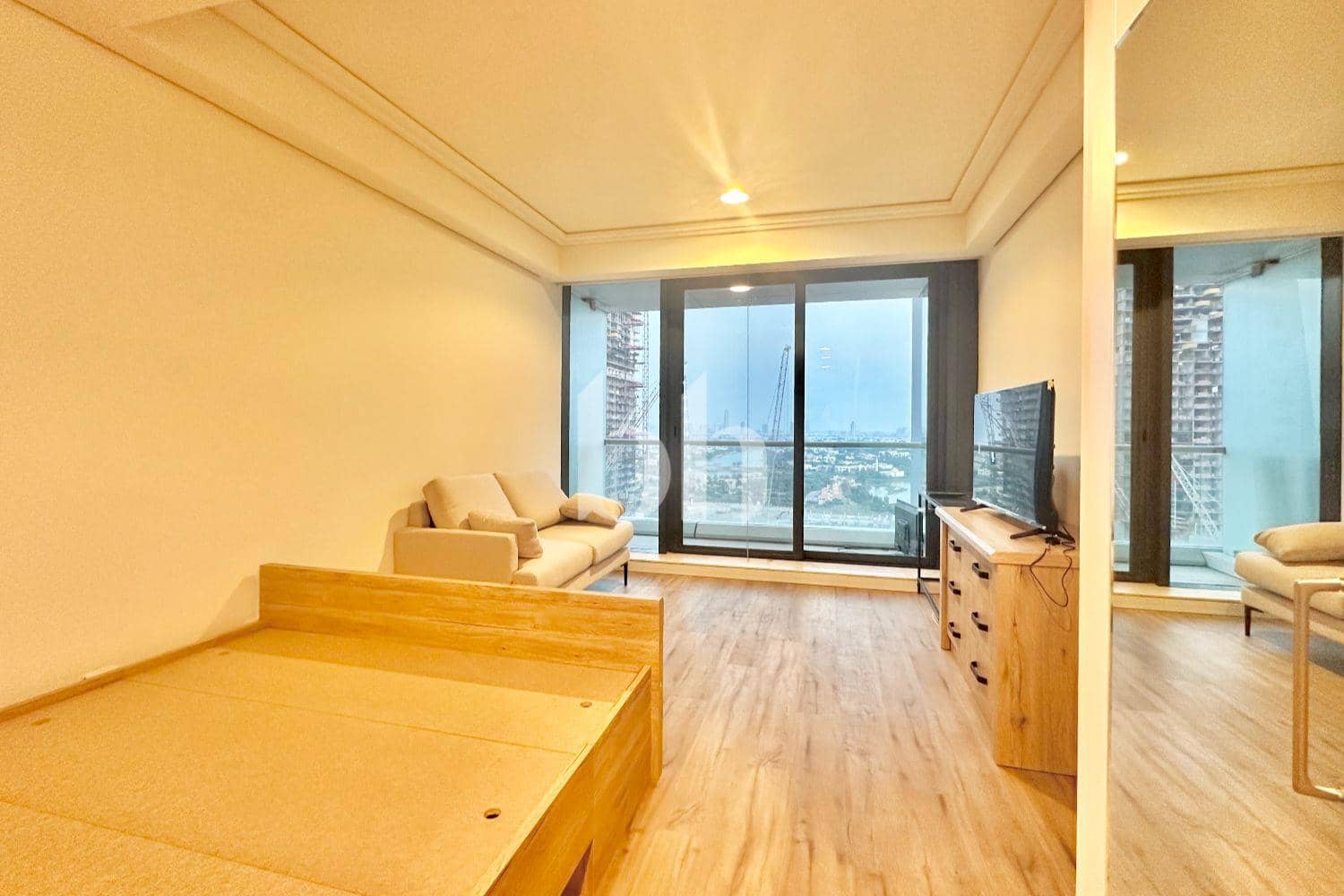 Studio Apartment in Goldcrest Views 2