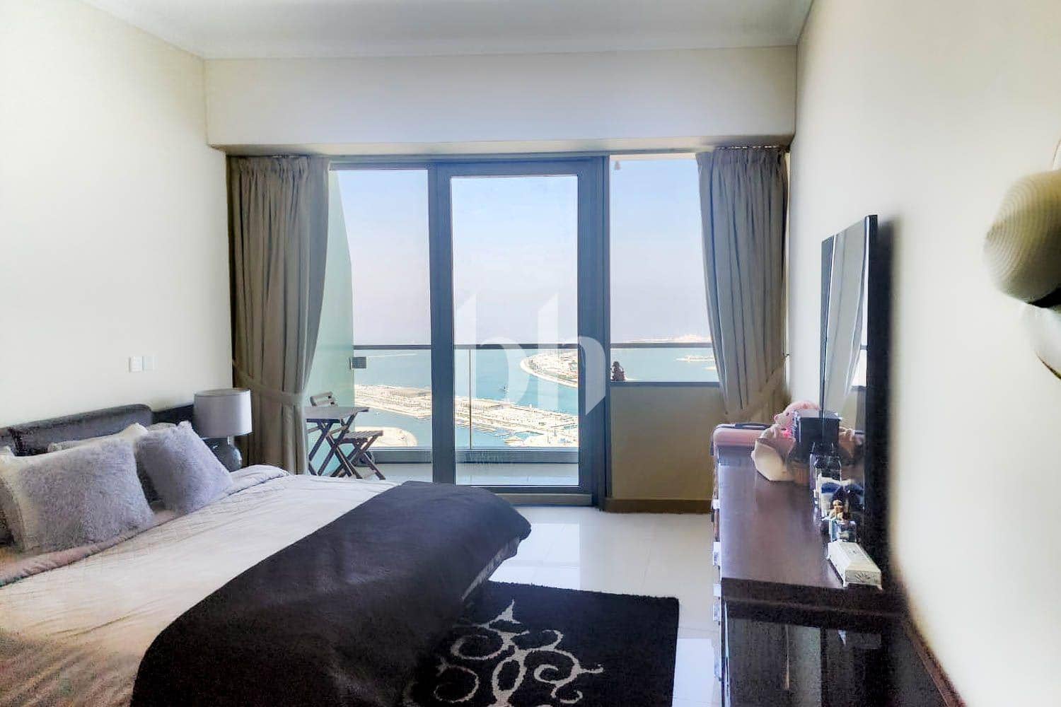 1 Bedroom Apartment in Ocean Heights - photo 2