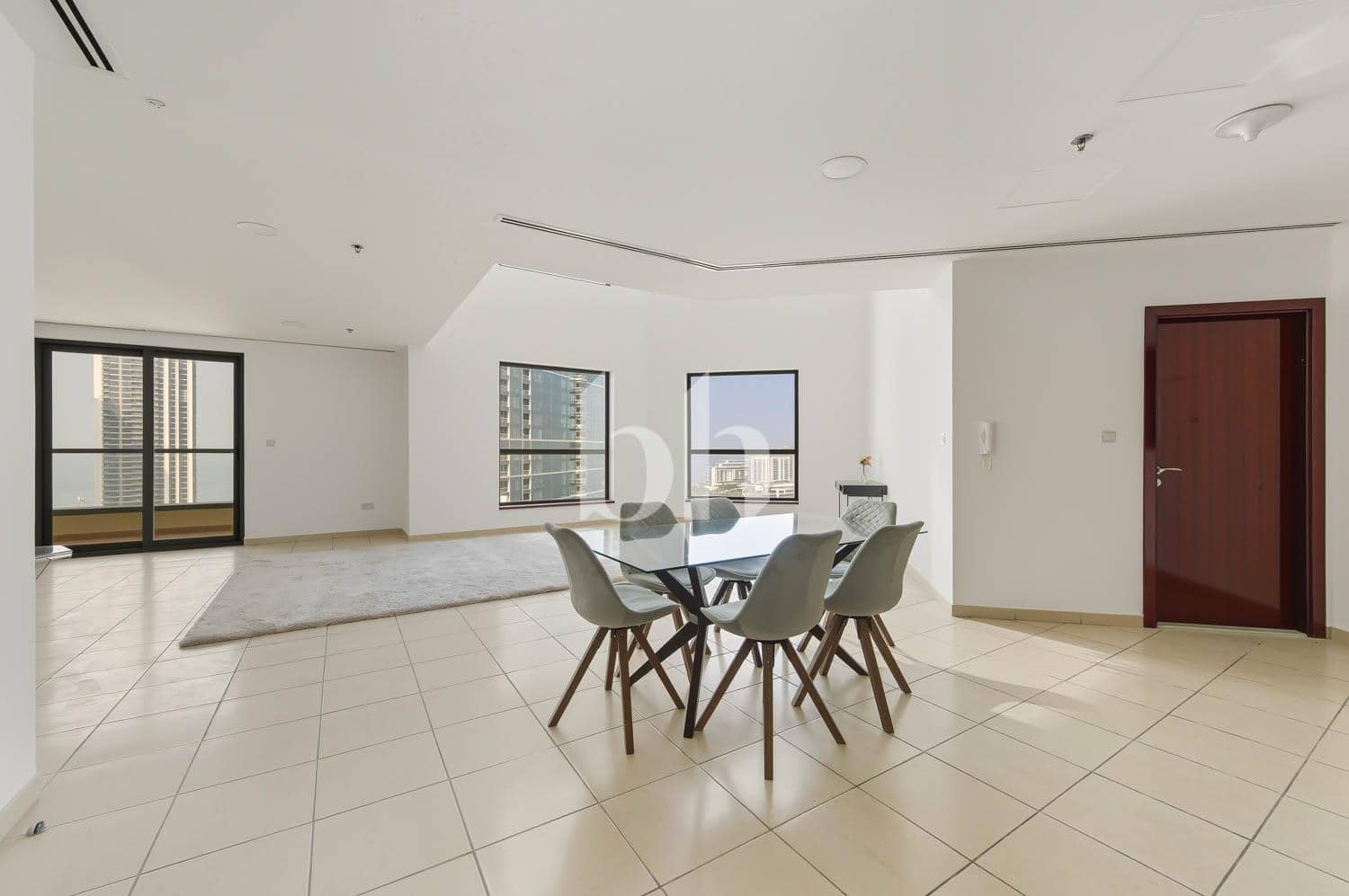 4 Bedroom Apartment in Shams 4 - photo 1