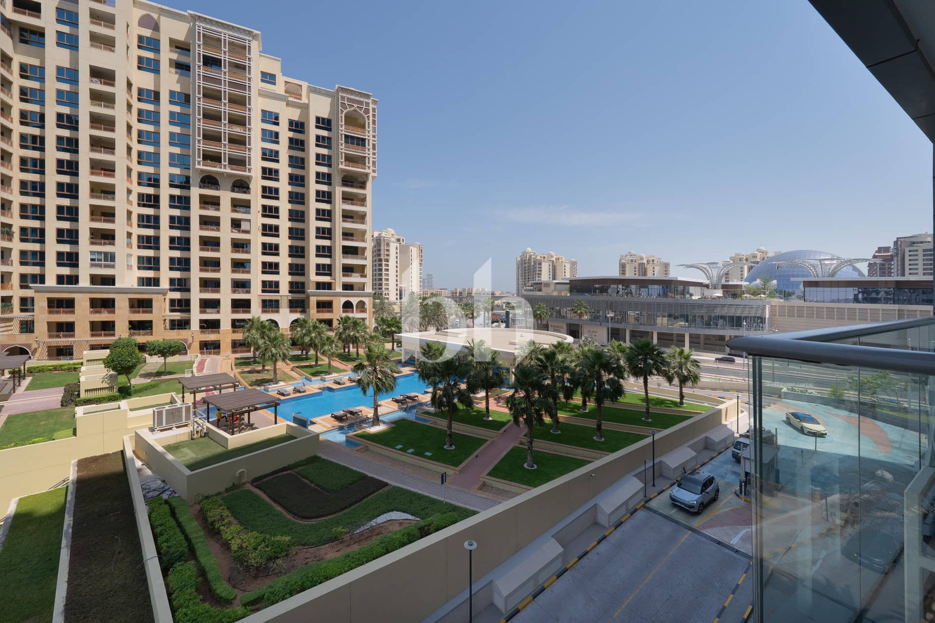 1 Bedroom Hotel Apartment in Dukes The Palm - photo 2