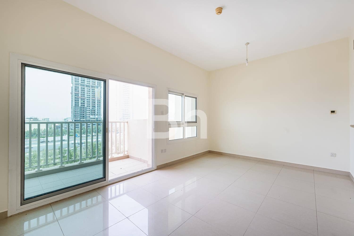 2 Bedroom Apartment in Centrium Tower 1 - photo 2