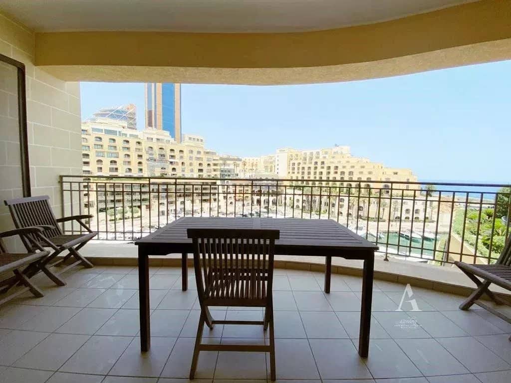 3 Bedroom Apartment in St. Julian's - photo 2