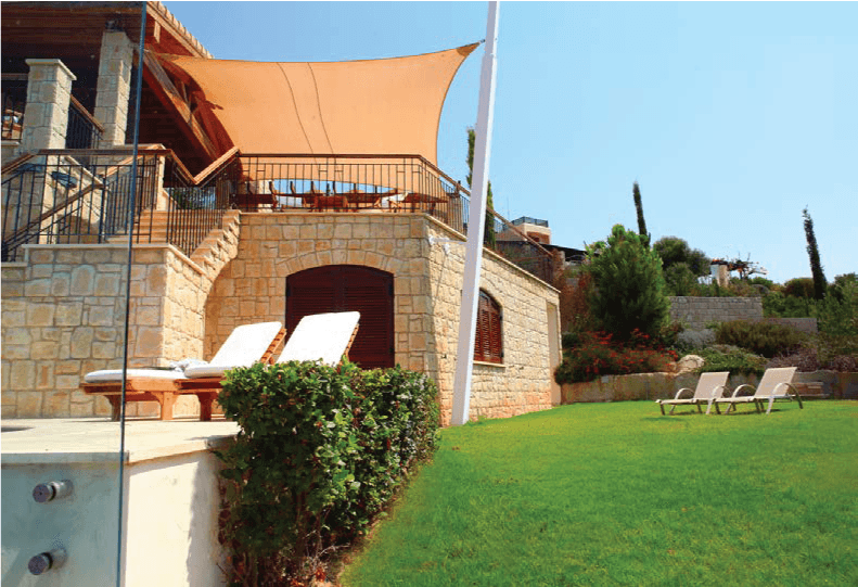 5 Bedroom House in - photo 2