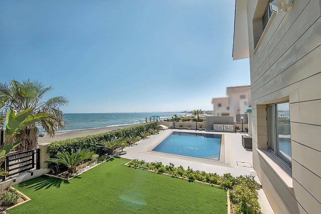4 Bedroom House in Dromos Larnacas - Dekelias