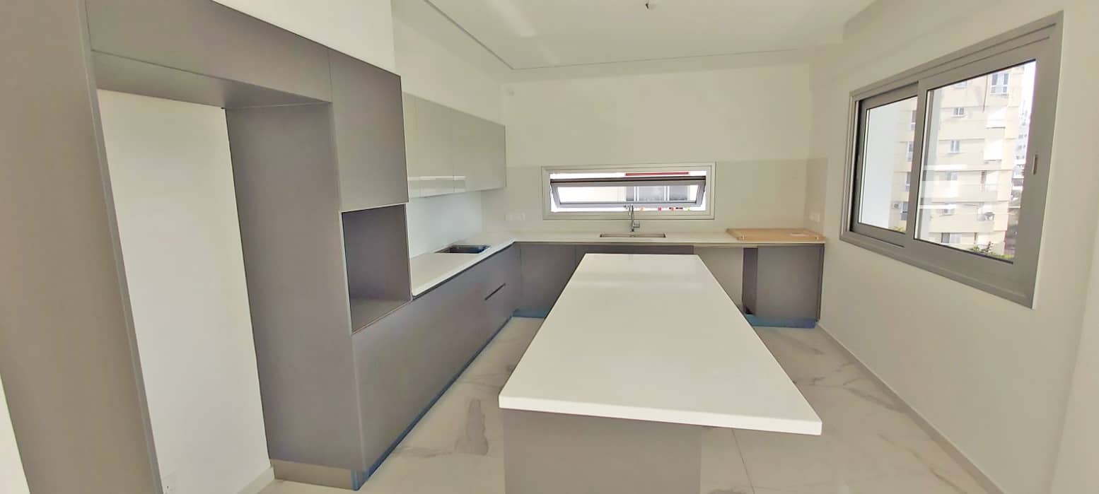3 Bedroom Apartment in Vasili Michaelides 18 - photo 1