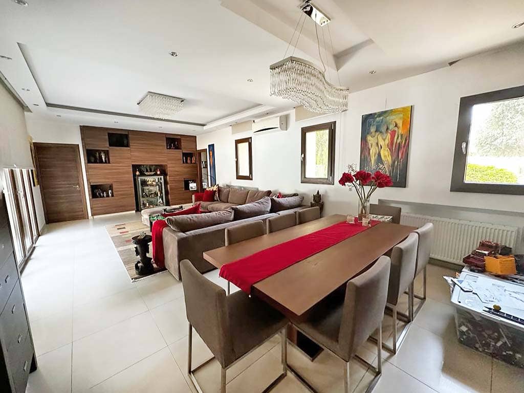 5 Bedroom Villa in Potamos Yermasoyias - photo 2