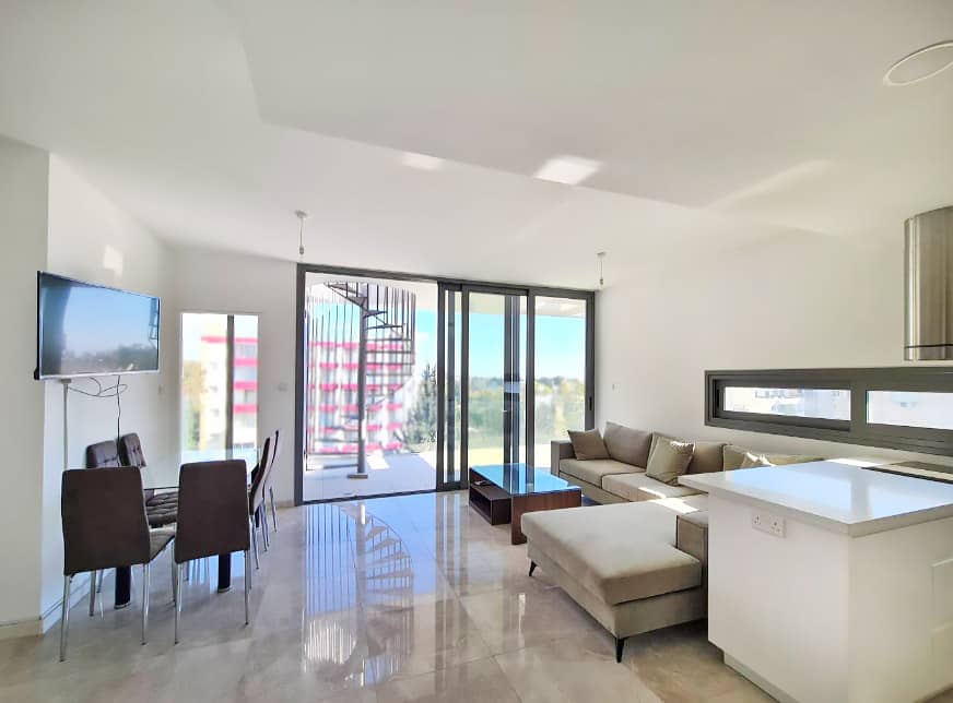 3 Bedroom Penthouse in Neapoli - photo 2