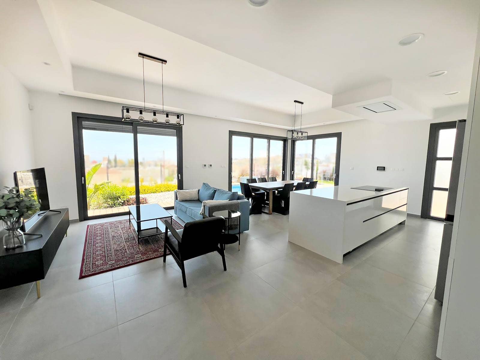4 Bedroom House in 8 Patroklou Kokkinou - photo 1