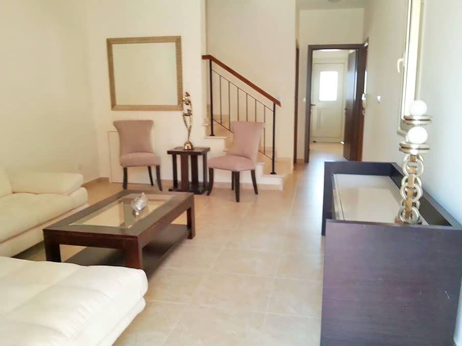 4 Bedroom House in Moni - photo 1