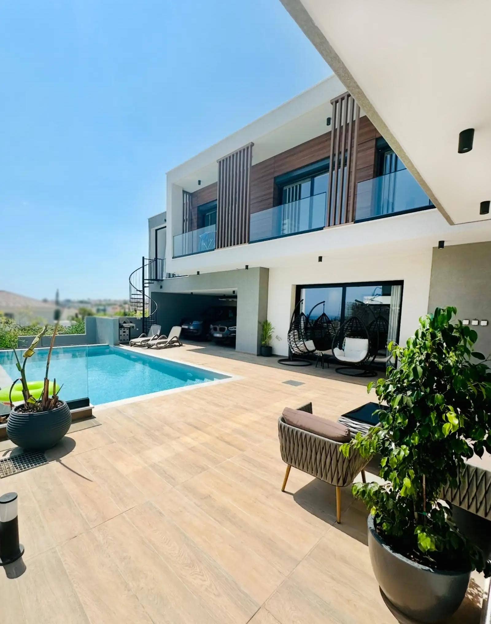 5 Bedroom Villa in Yermasoyia