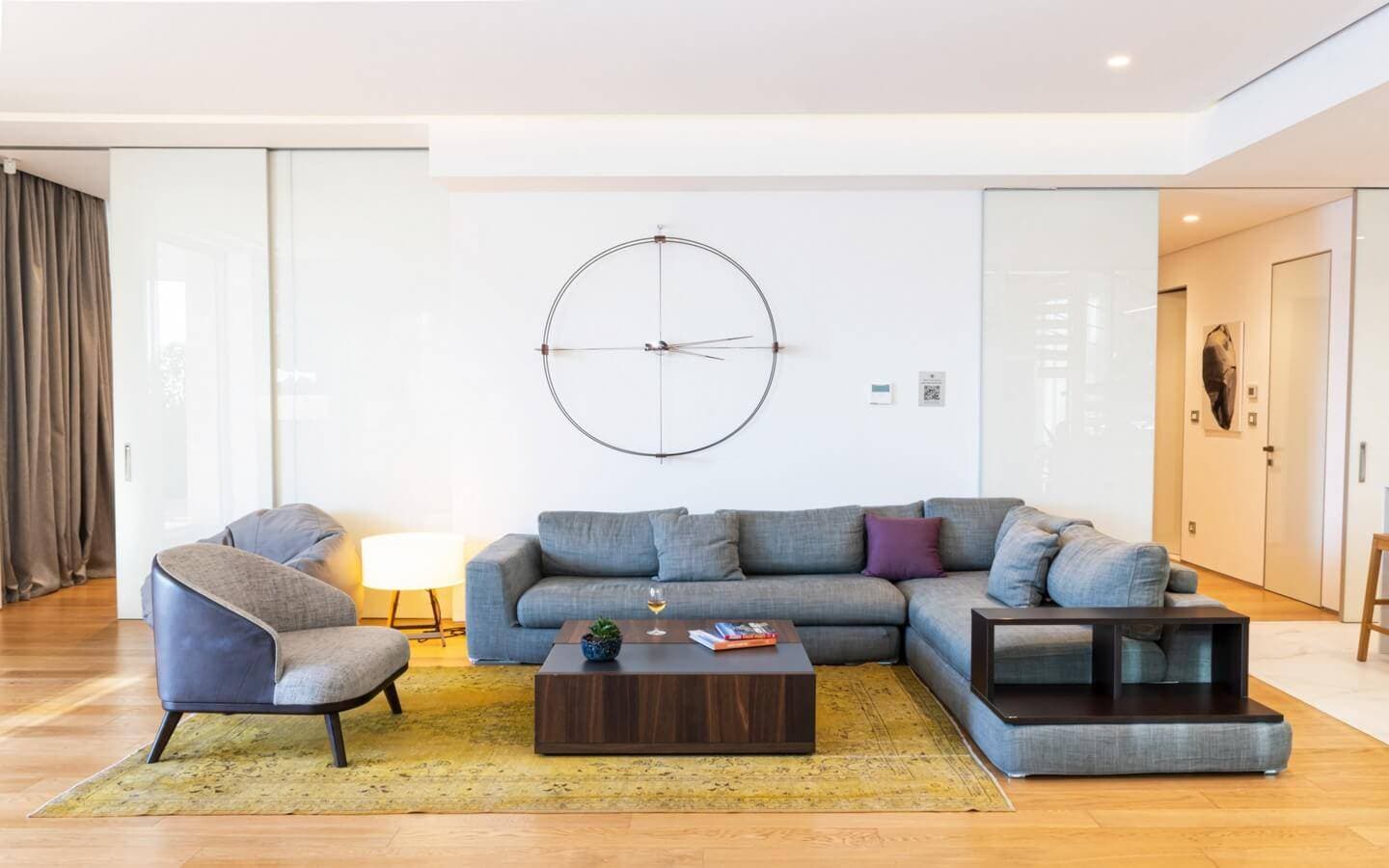 3 Bedroom Penthouse in Dukley Gardens - photo 1