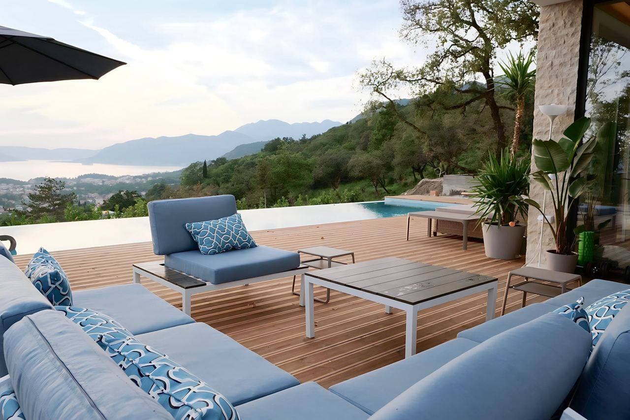 3 Bedroom Villas in Kavac - photo 2