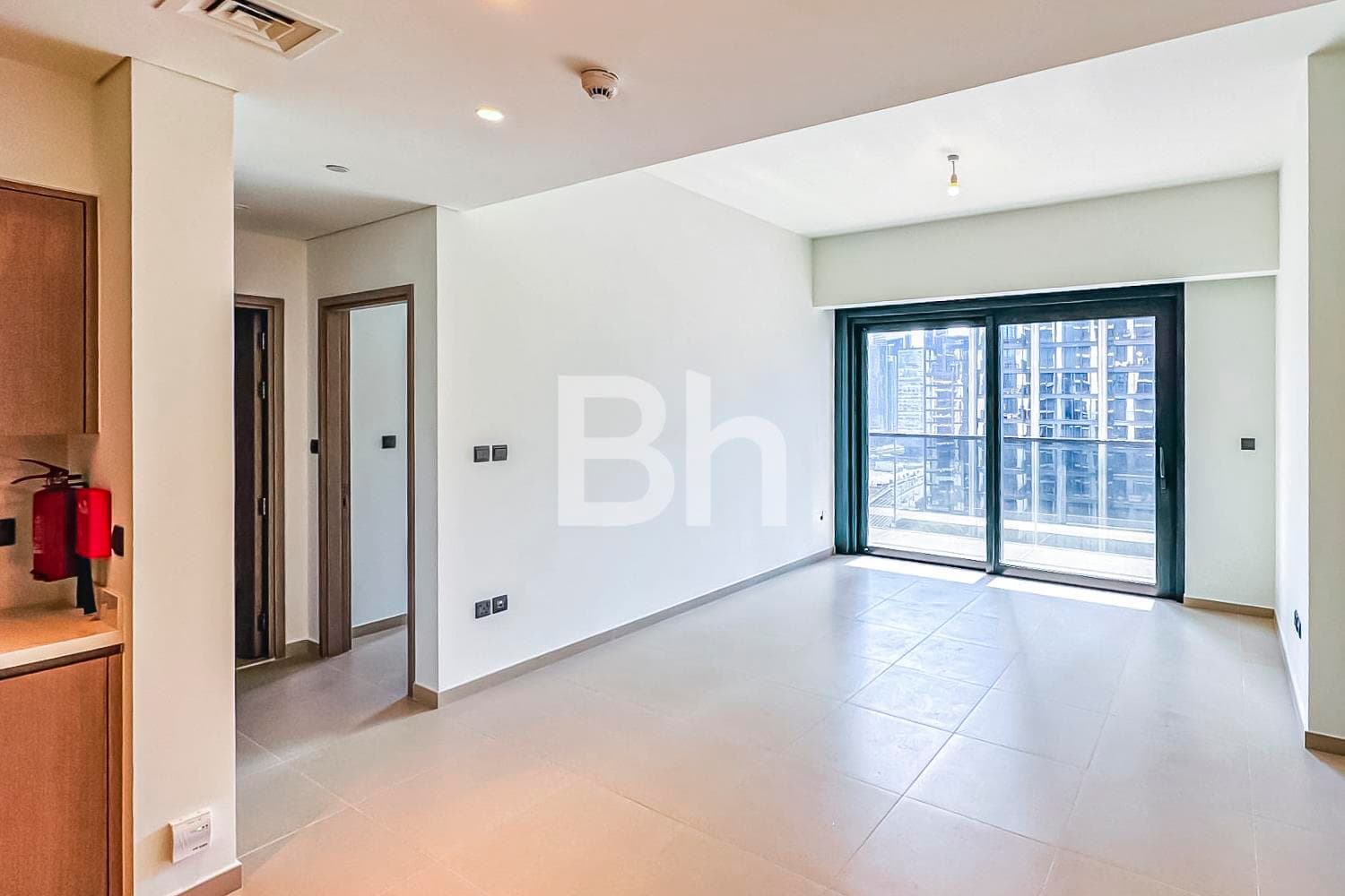 1 Bedroom Apartment in Act One Act Two Tower 1 - photo 2