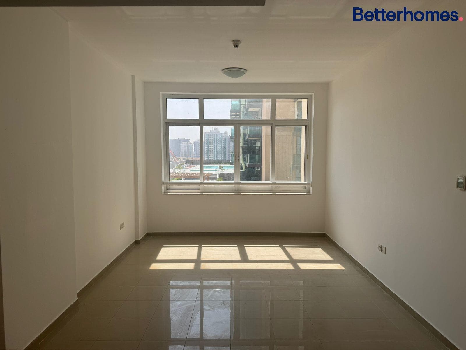  Apartment in Jumeirah Village Circle - photo 1