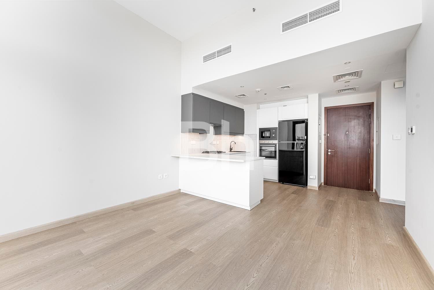 1 Bedroom Apartment in Jenna Main Square 2 - photo 2