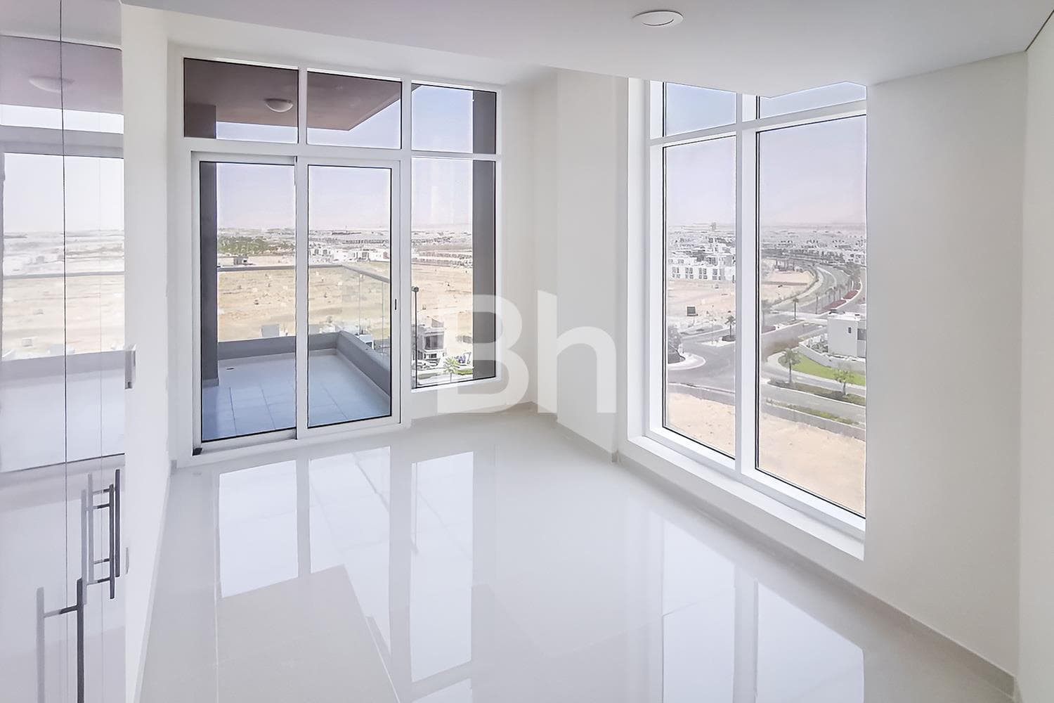 2 Bedrooms Apartment in Damac Hills 2 - photo 2