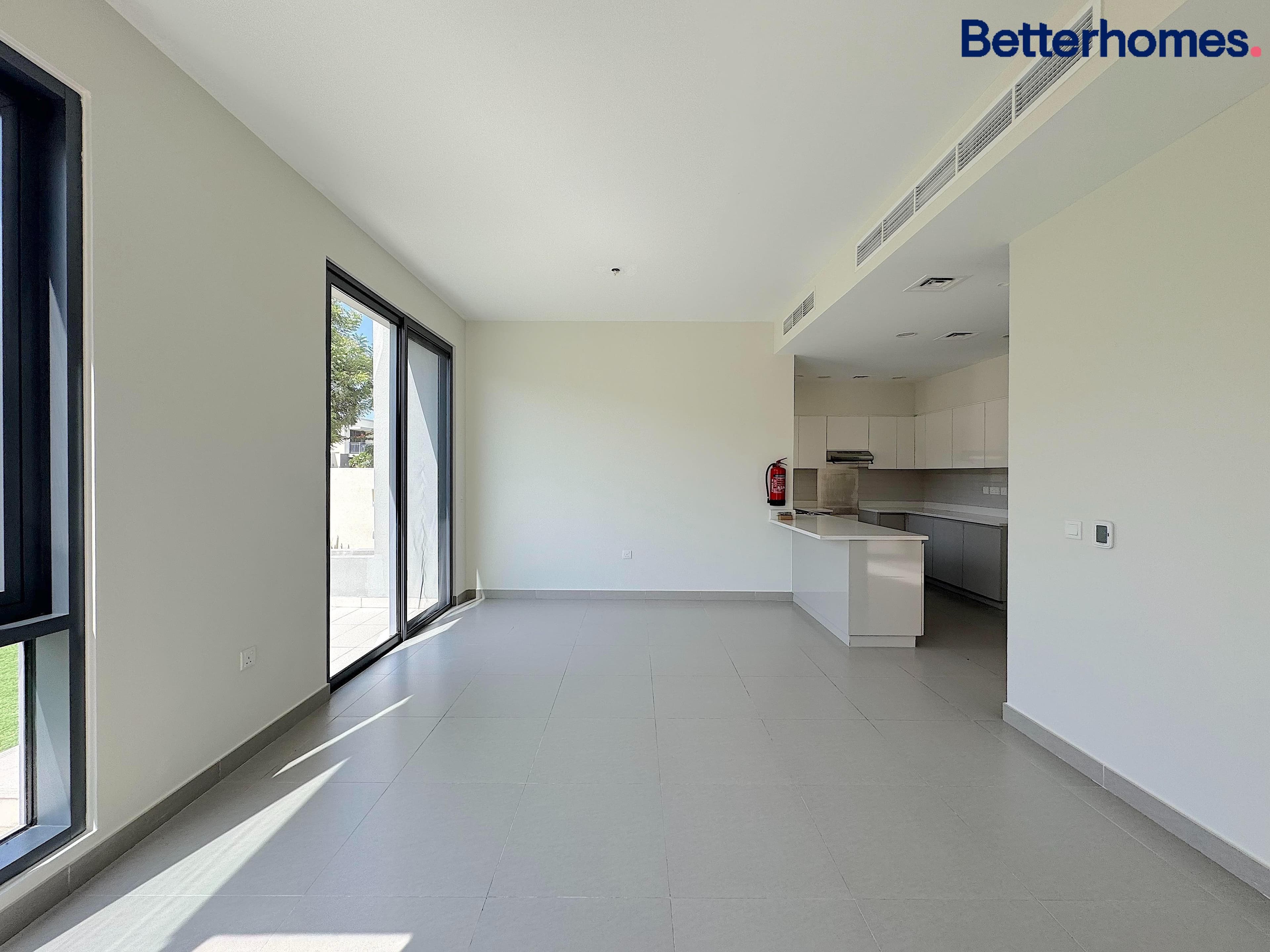 4 Bedrooms Townhouse in Dubai Hills Estate - photo 1