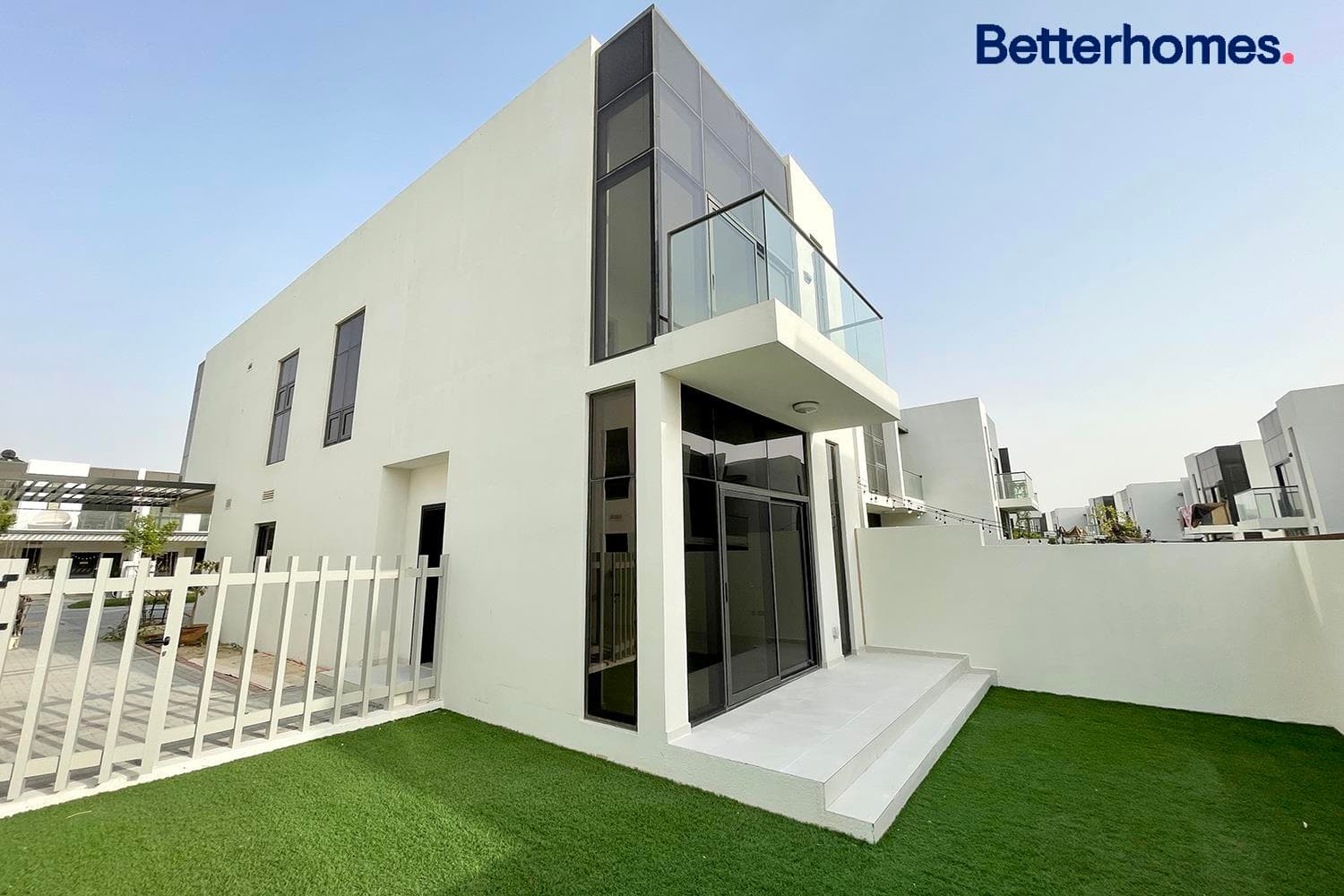 3 Bedrooms Townhouse in Damac Hills 2