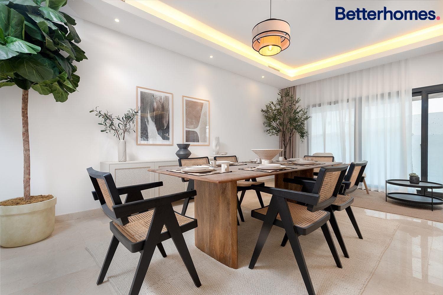 5 Bedrooms Villa in Dubai Land - photo 2