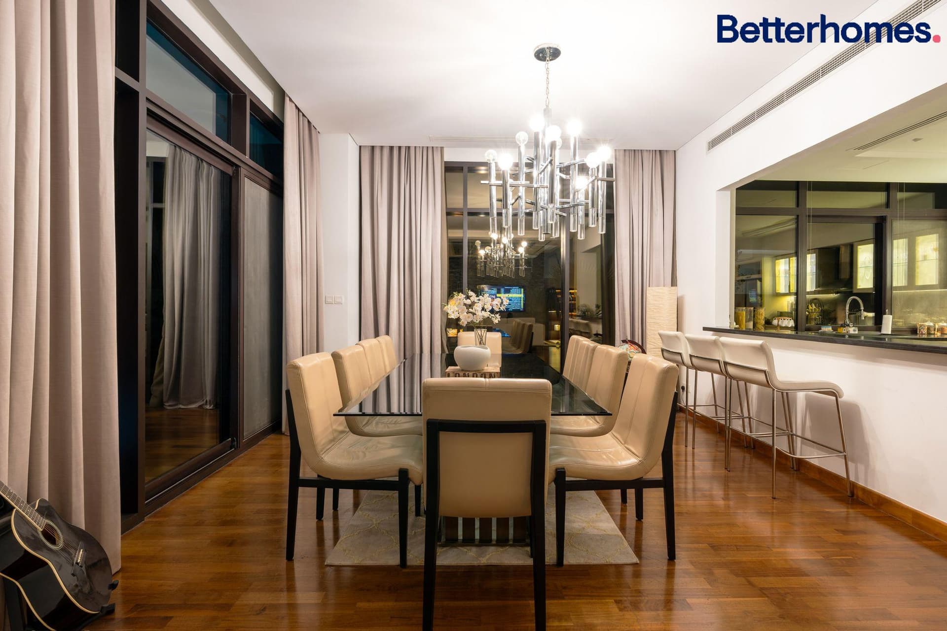 5 Bedroom Villa in Picadilly Green - photo 2