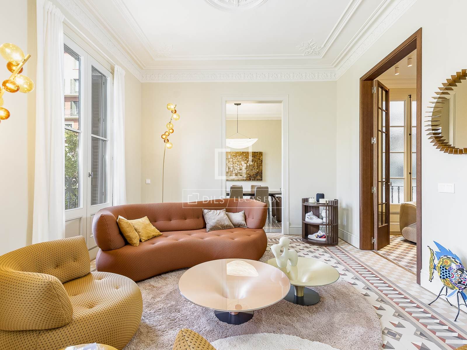 3 Bedrooms Apartment in  Gran Via de les Corts Catalanes - photo 2