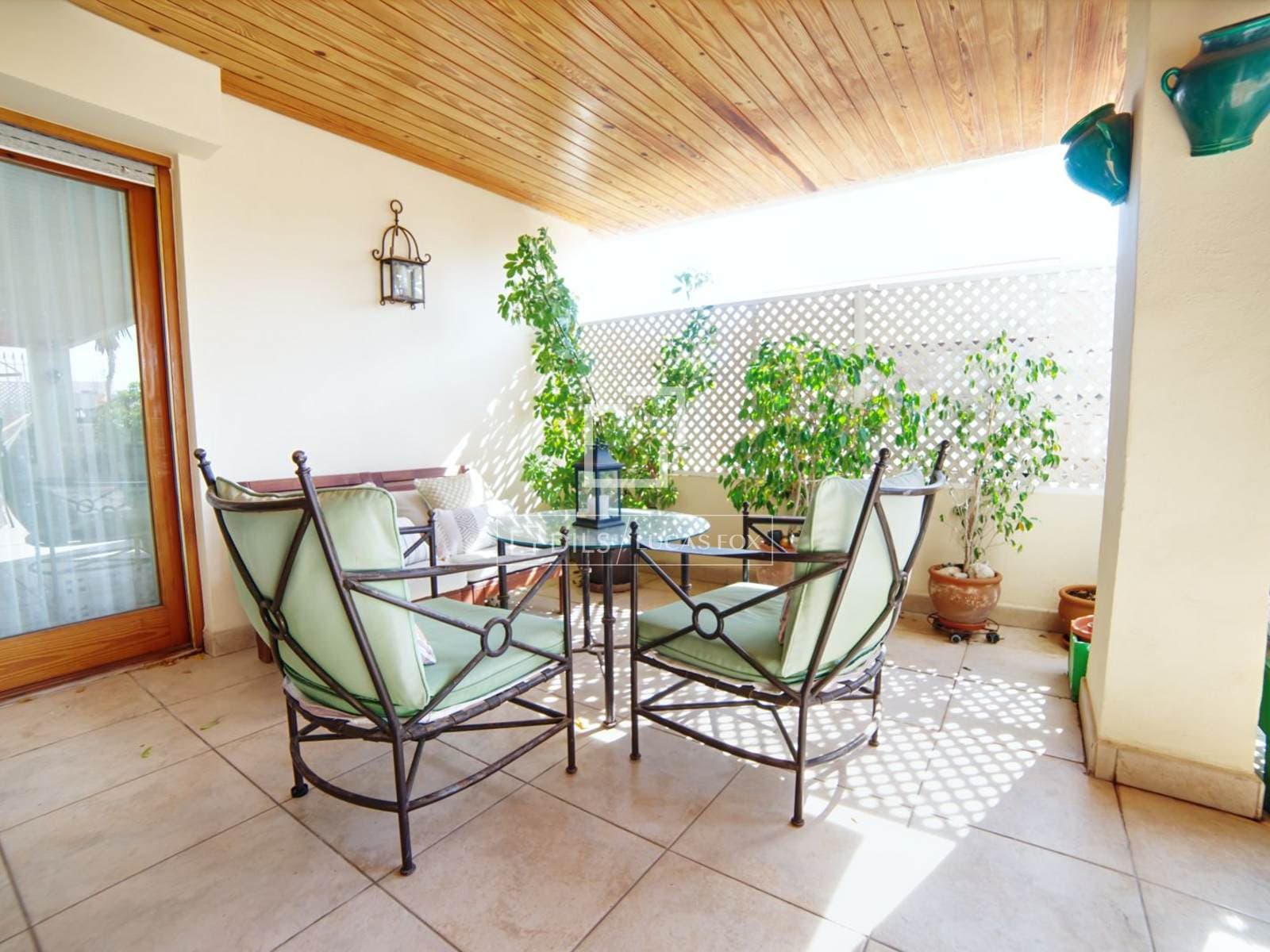 4 Bedroom Apartment in Calle Murcia - photo 2