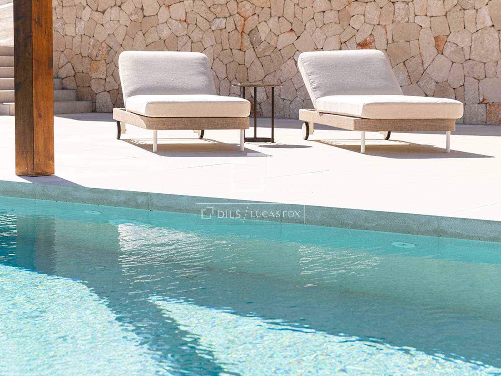 4 Bedroom House / Villa in Falco