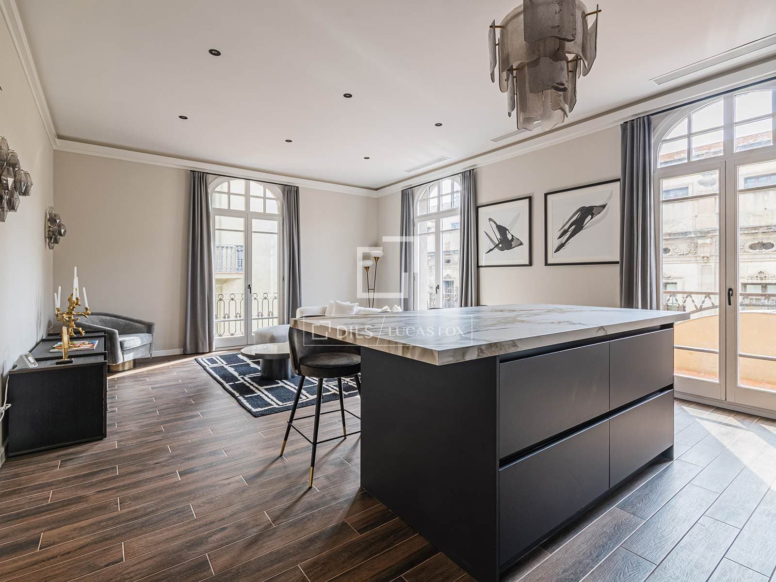 3 Bedrooms Apartment in  Via Laietana