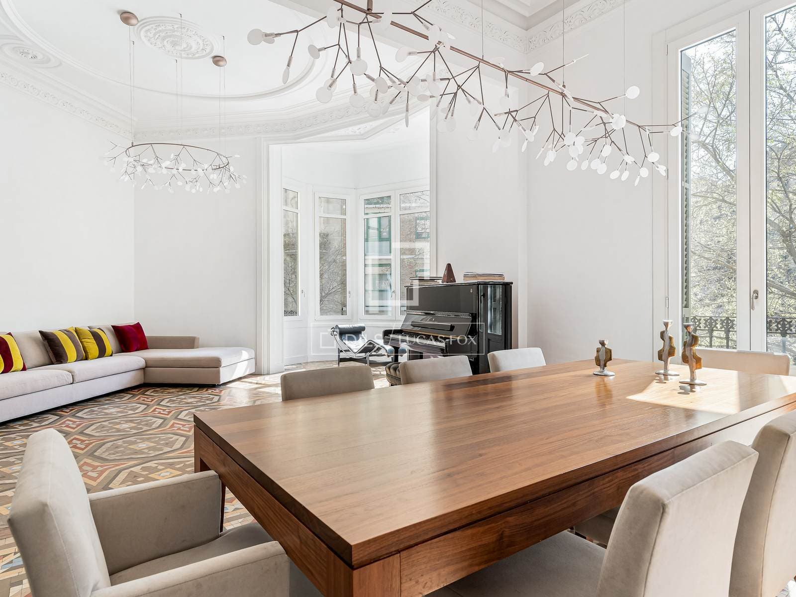 5 Bedrooms Apartment in  Ausias March