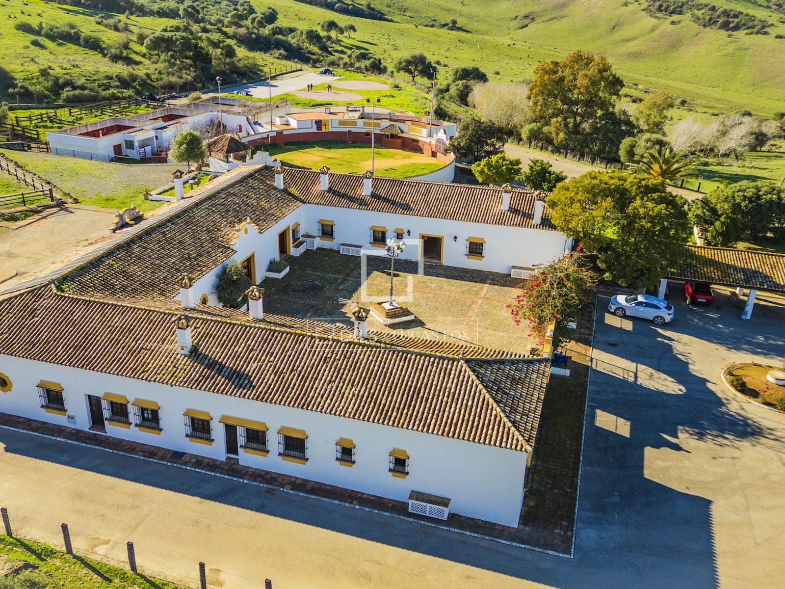 7 Bedroom Country / Sporting Estate in Arroyo La Morisca - photo 1