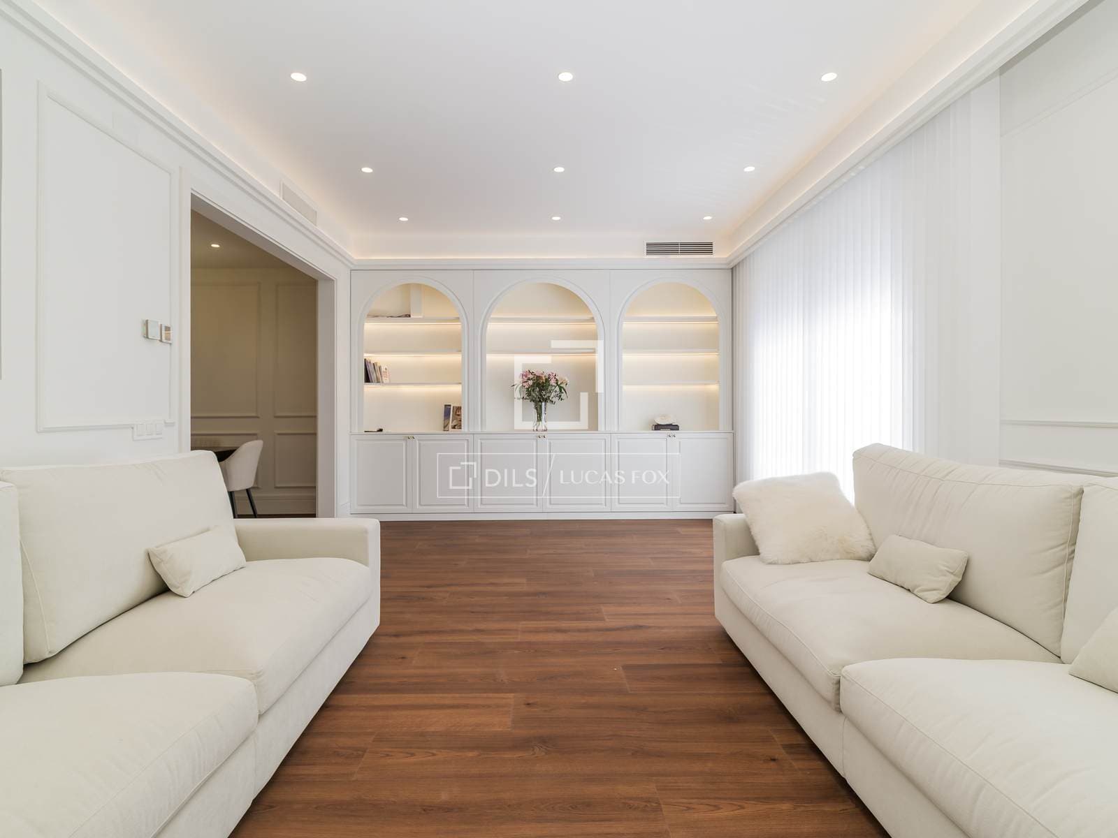 5 Bedrooms Apartment in  CL MUNTANER - photo 1