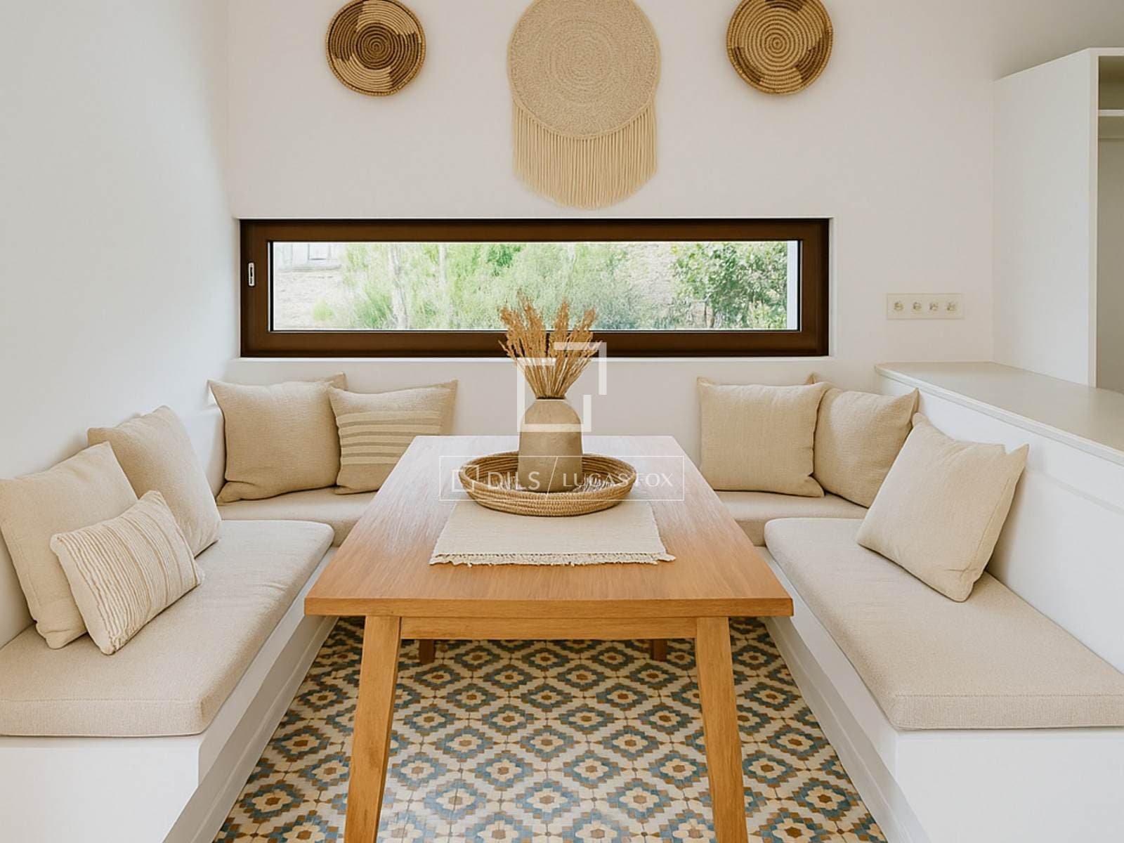 4 Bedroom House / Villa in SN - photo 2