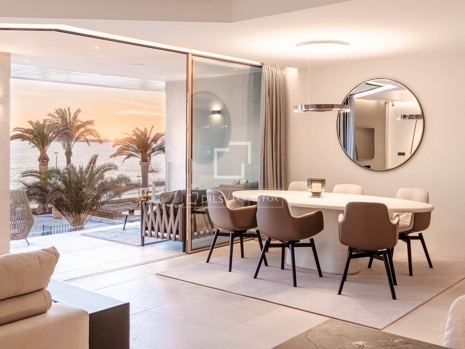 2 Bedroom Apartment in Joan Maragall - photo 2