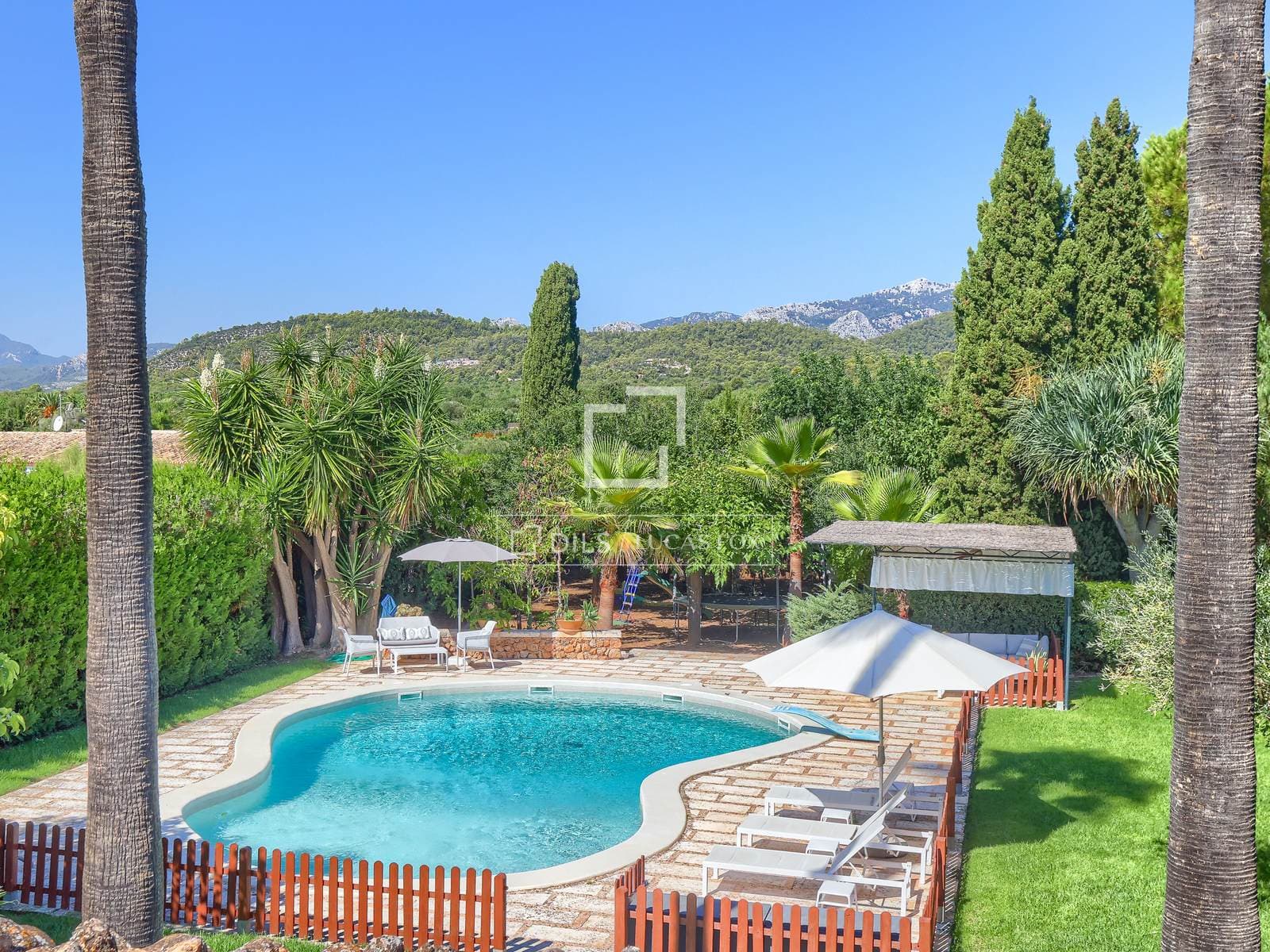 5 Bedroom Country house in CAMI SA PUNTA