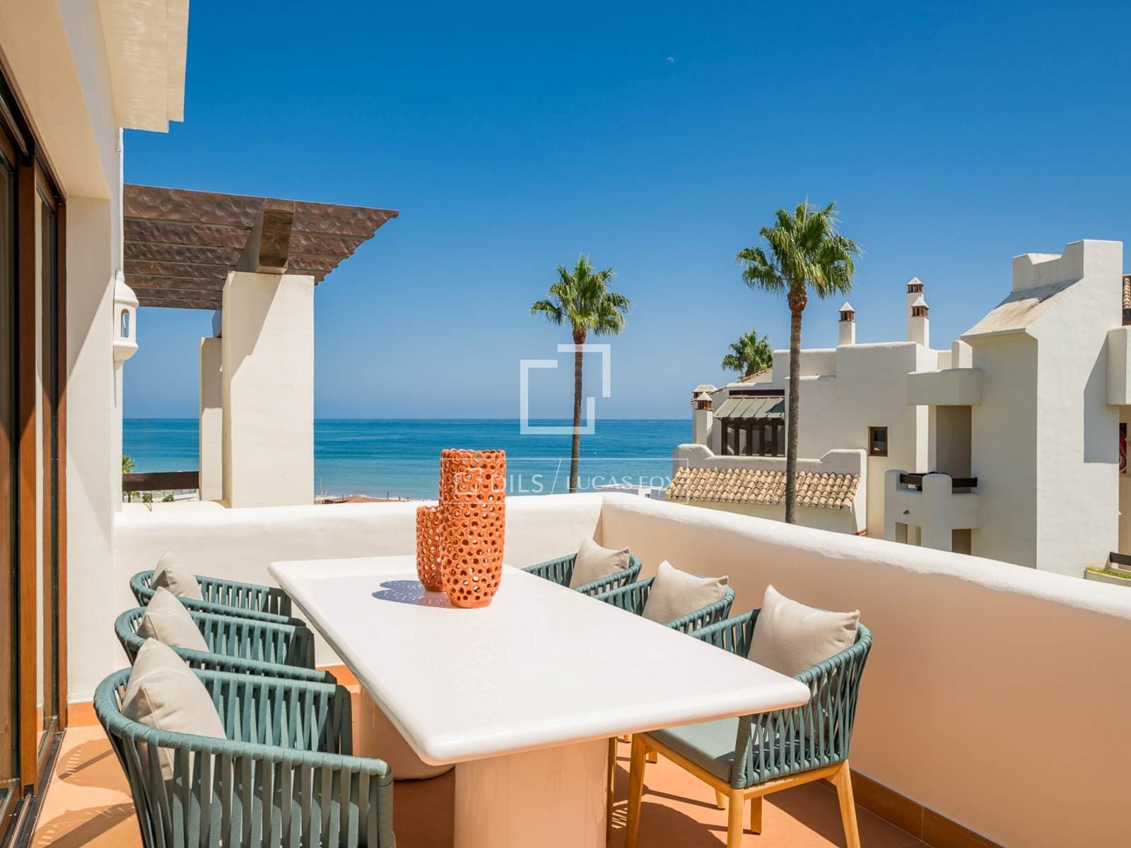 3 Bedroom Apartment in Urb. Bahía del Velerín