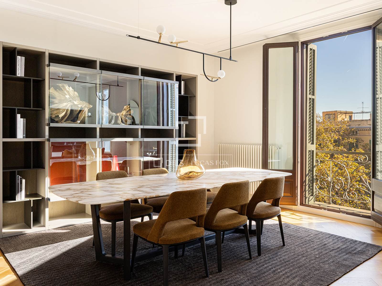 3 Bedrooms Apartment in  Girona - photo 2