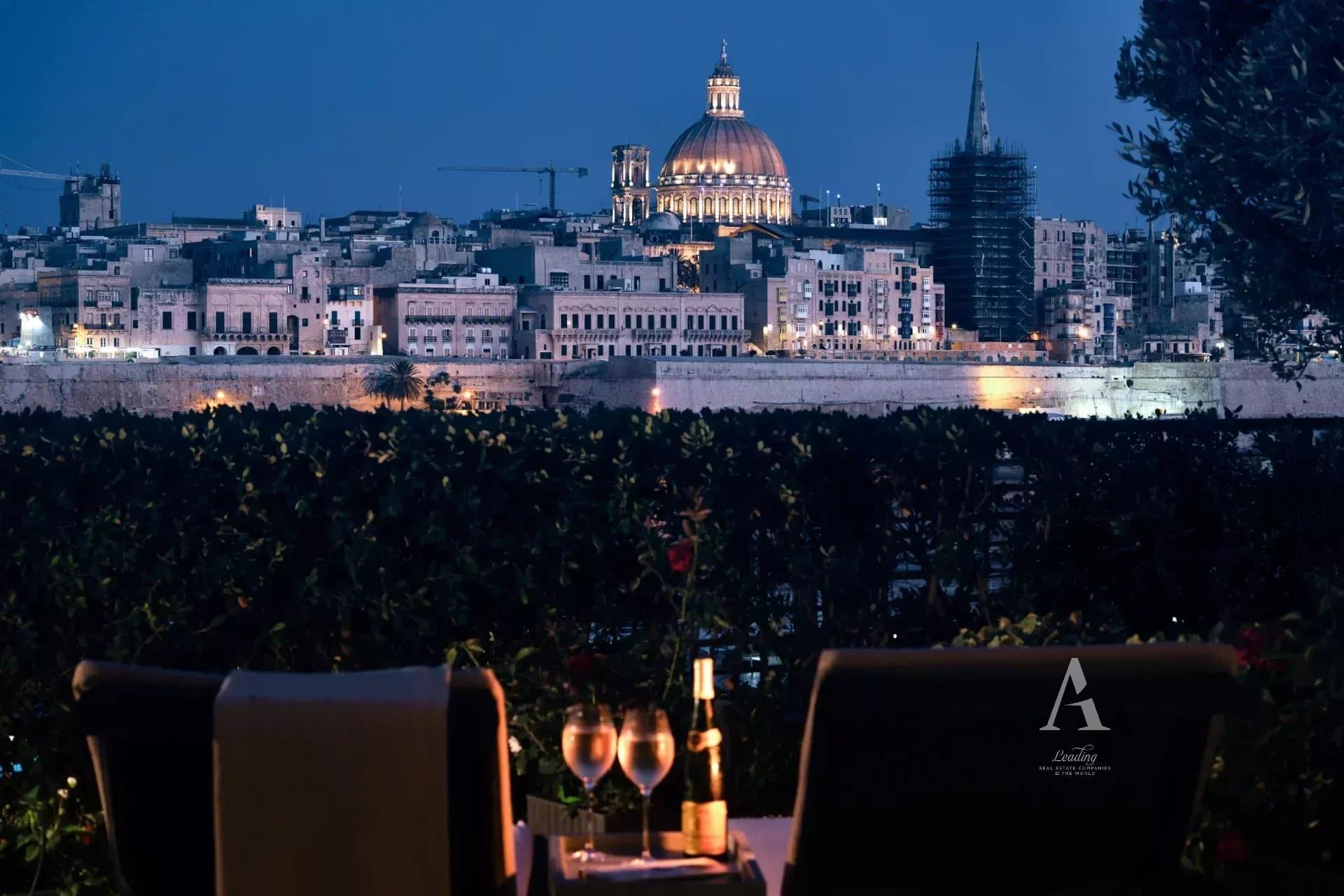 4 Bedrooms Apartment in  Sliema - photo 1