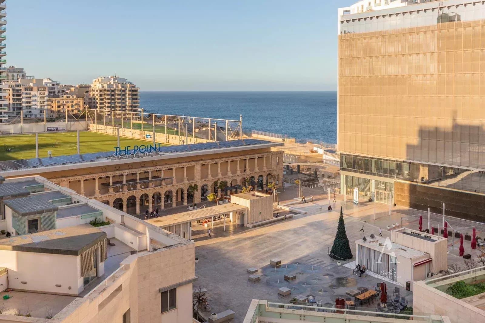 2 Bedrooms Apartment in  Sliema - photo 2