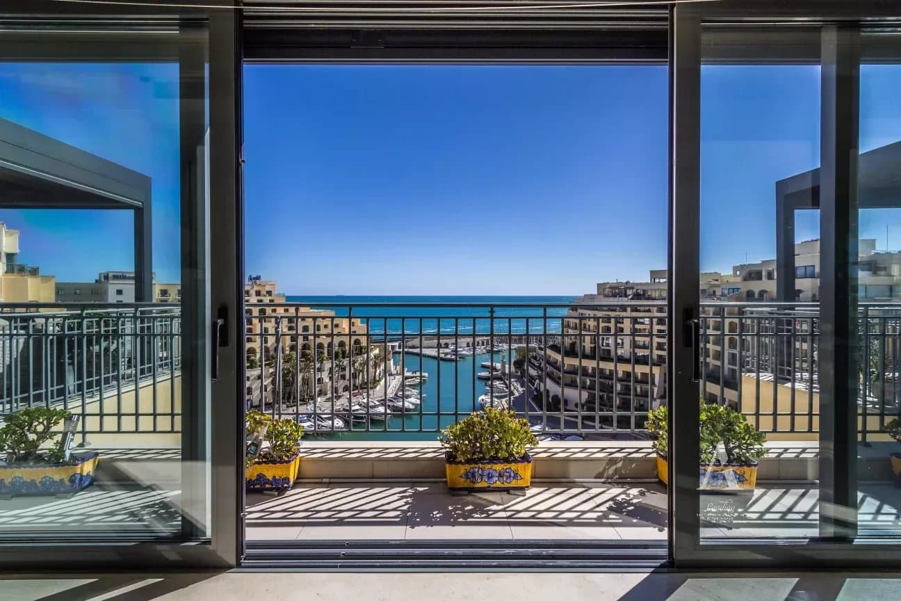 6 Bedroom Apartment in St. Julian's