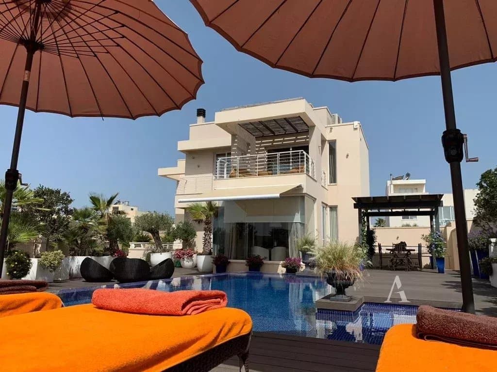 3 Bedroom Villa in Swieqi