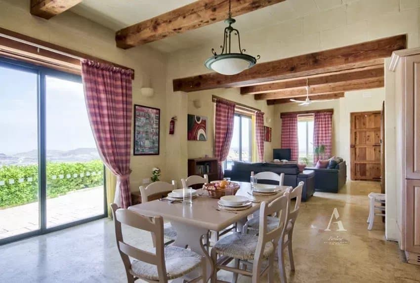 3 Bedroom House in Saint Lucia - photo 2