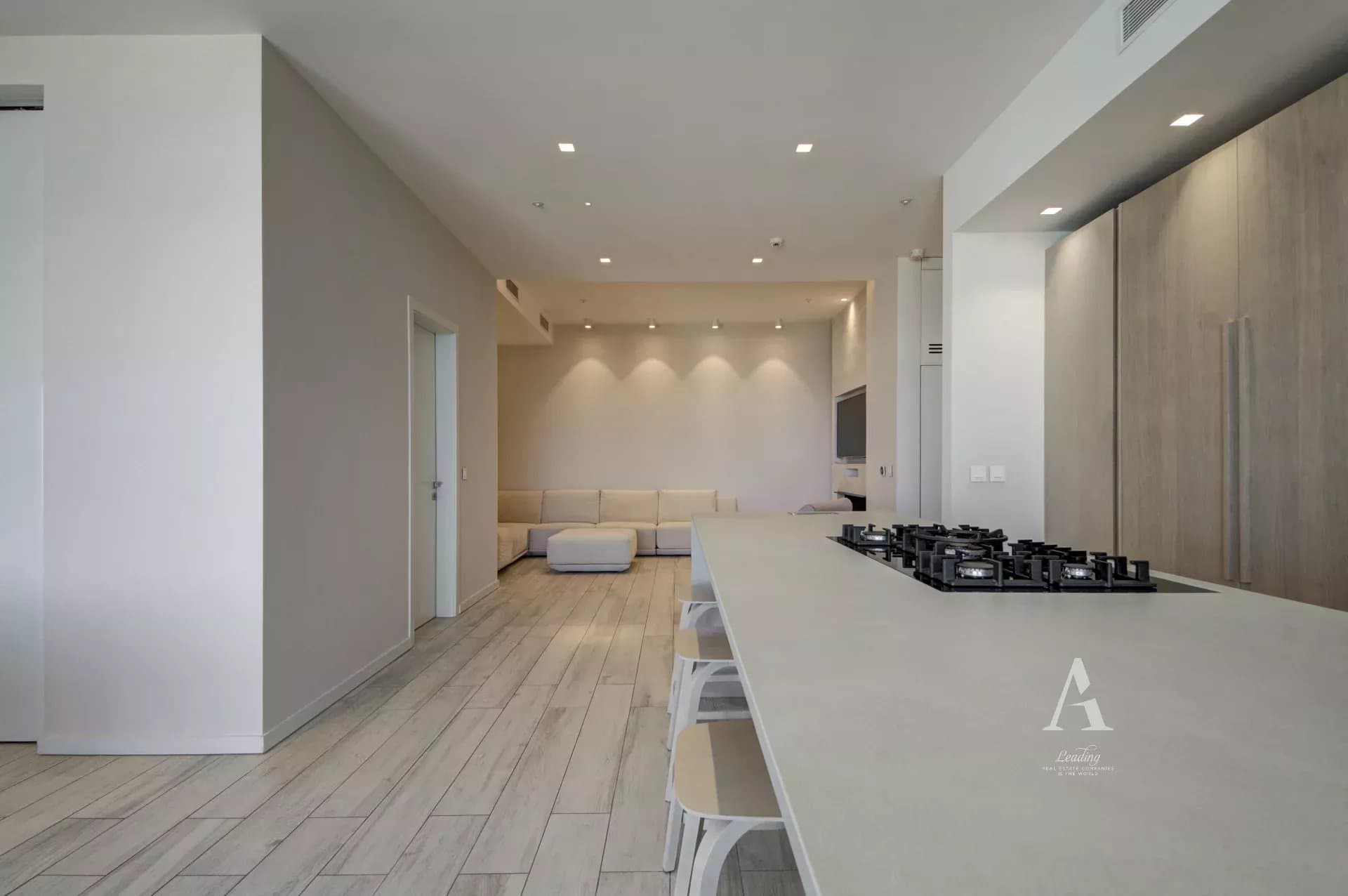 3 Bedrooms Apartment in  St. Julian's - photo 1