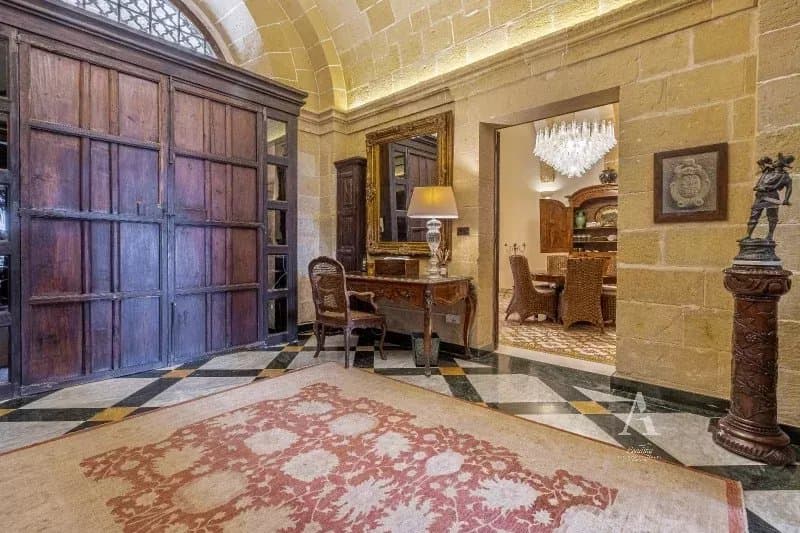 3 Bedroom Town House in Mdina - photo 2