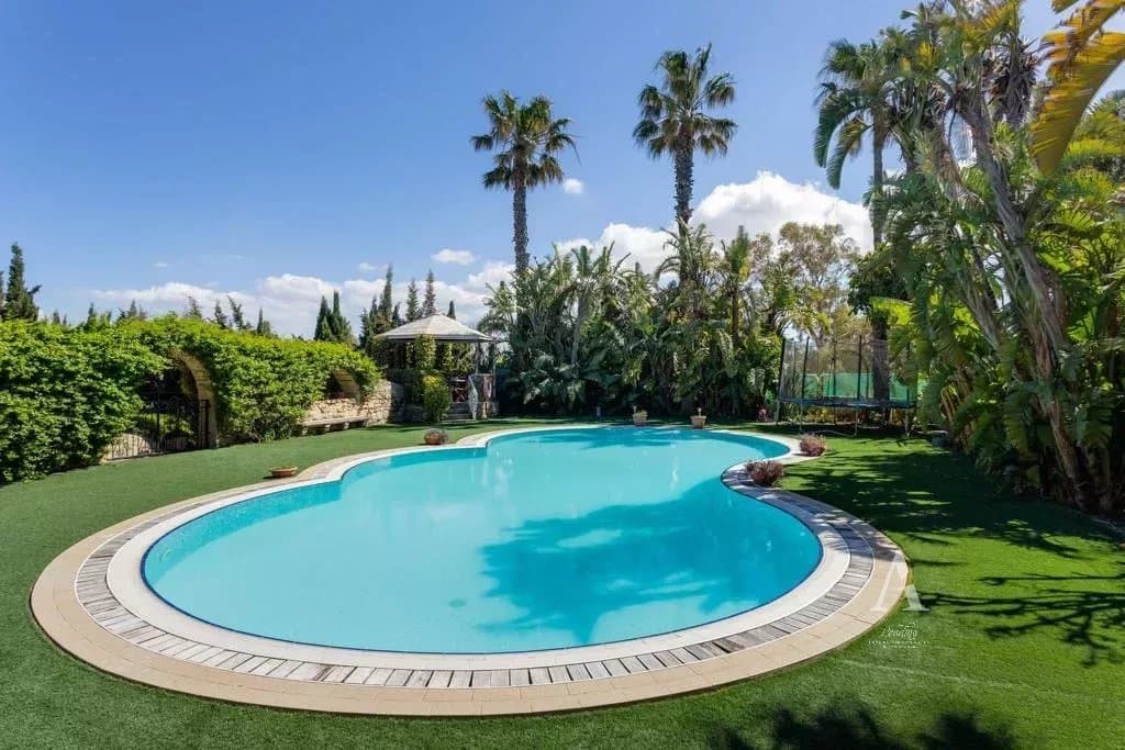 4 Bedroom Villa in Swieqi