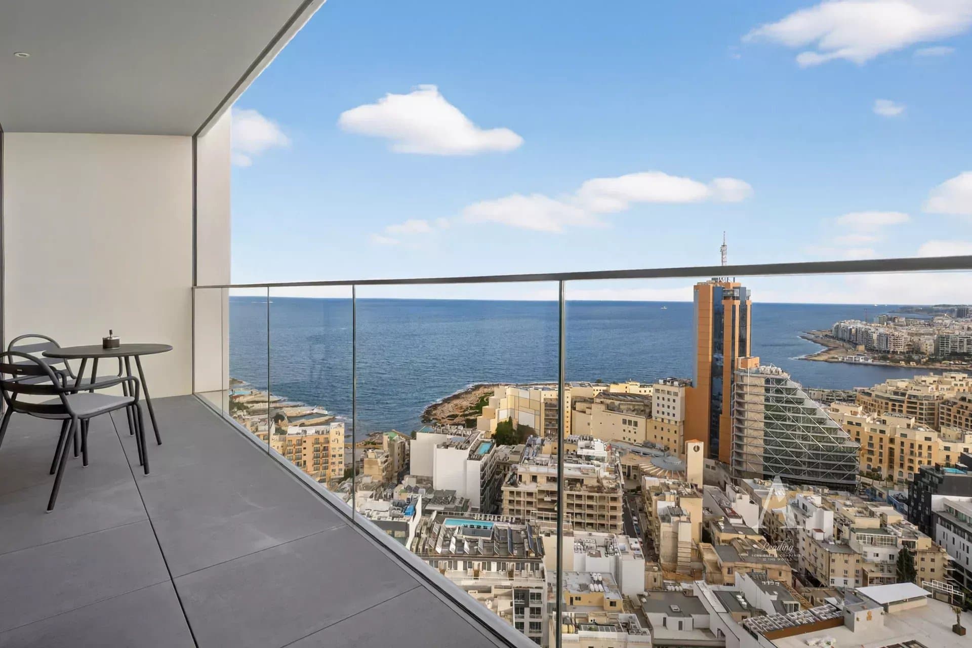 1 Bedroom Apartment in St. Julian's - photo 1