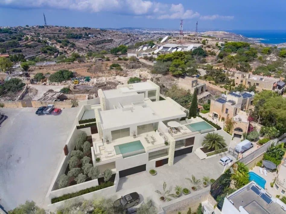4 Bedroom Villa in Swieqi - photo 1
