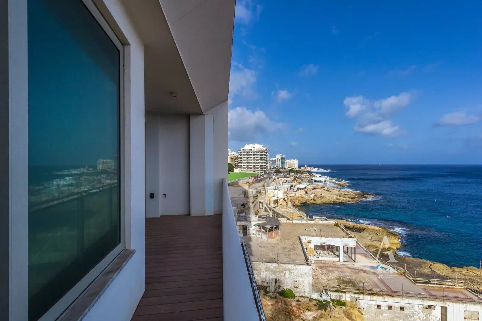 1 Bedroom Apartment in  Sliema - photo 2