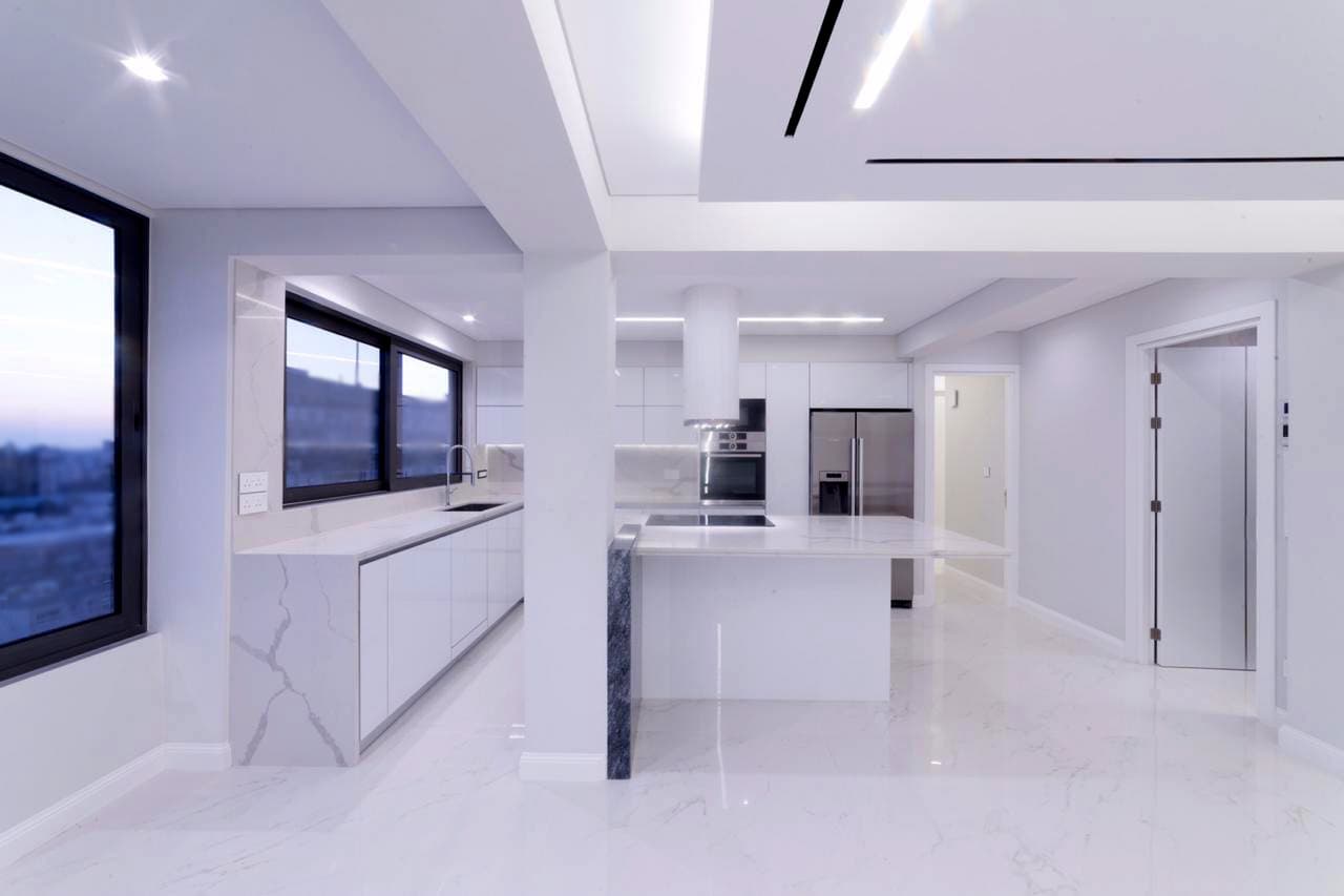 3 Bedroom Apartment in Archiepiskopou Makariou - photo 2