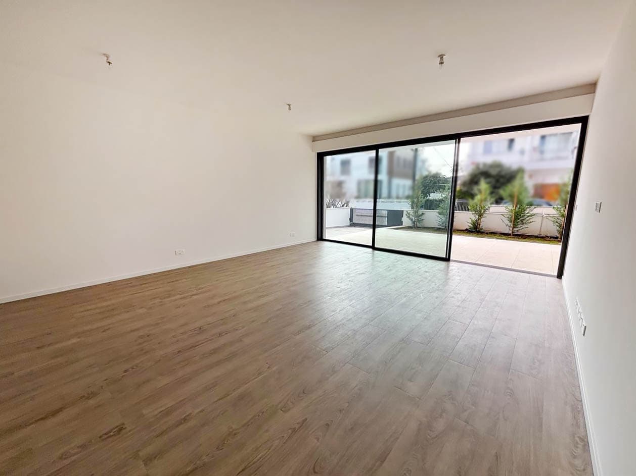 3 Bedroom Apartment in Agios Andreas - photo 2