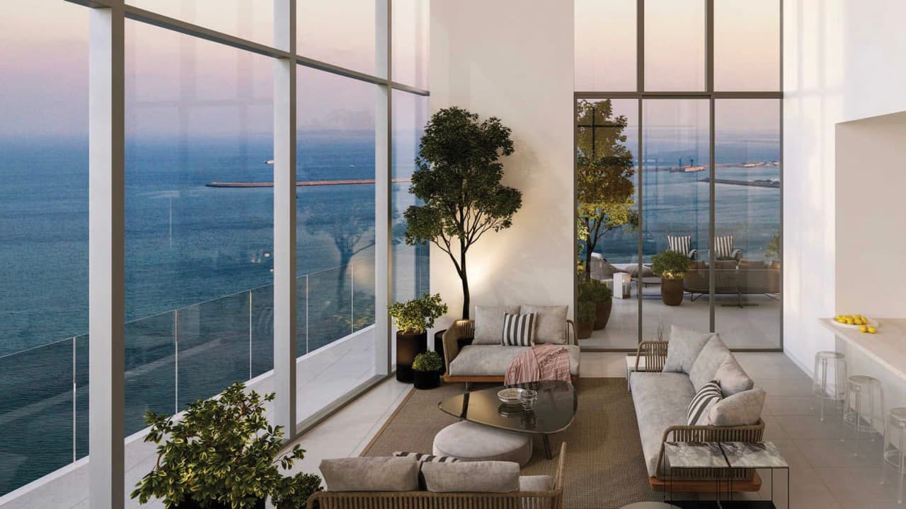 6 Bedroom Penthouse in Limassol Centre - photo 2